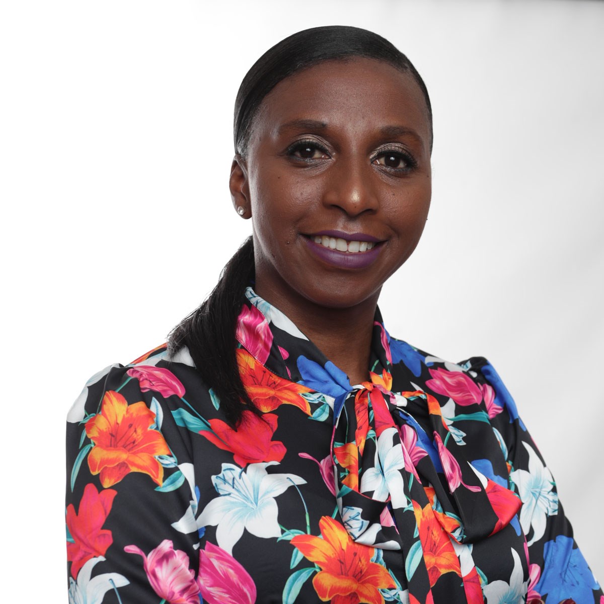 Donna Fraser head and shoulders
