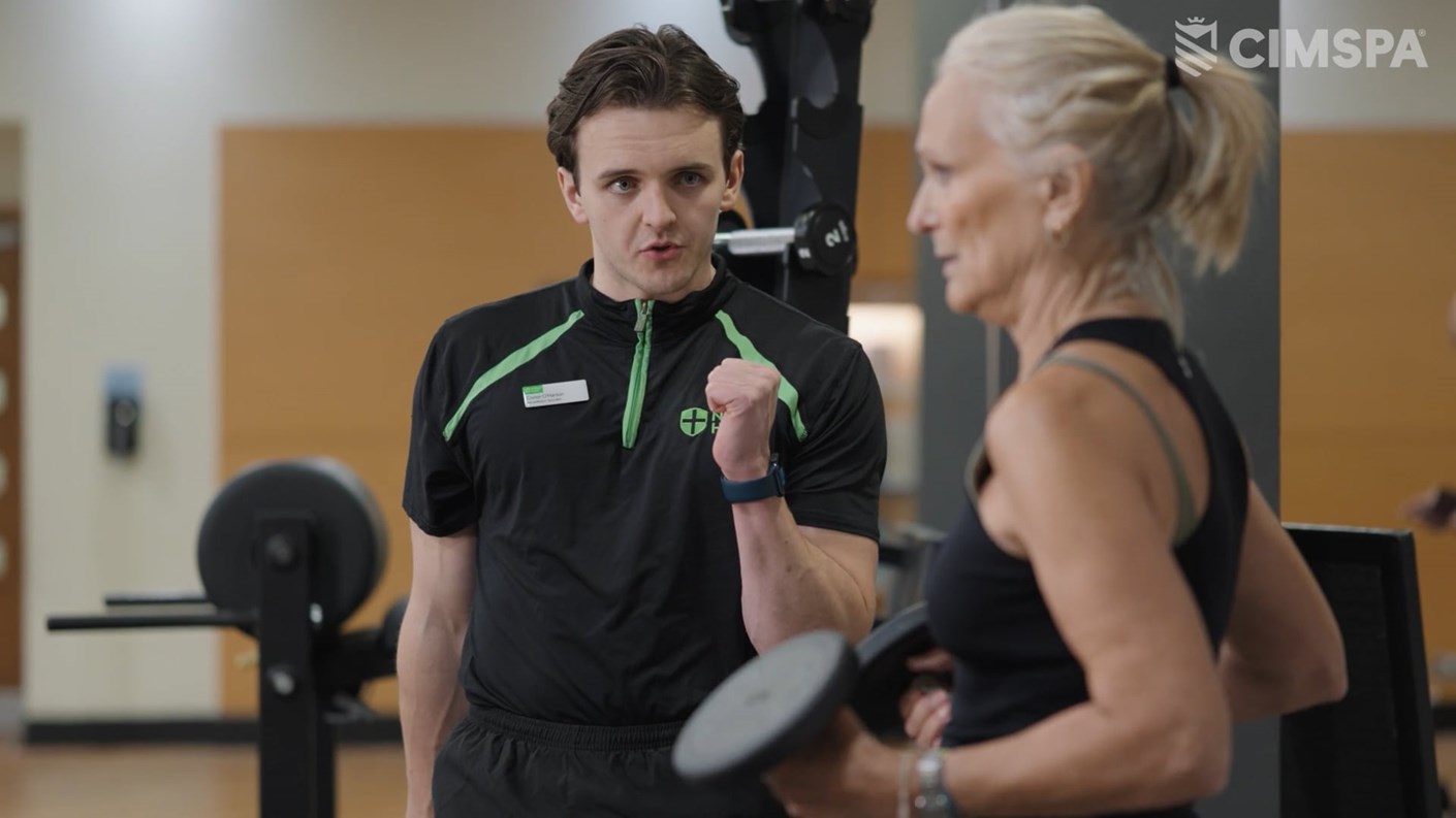 Conor O'Hanlon coaching a client