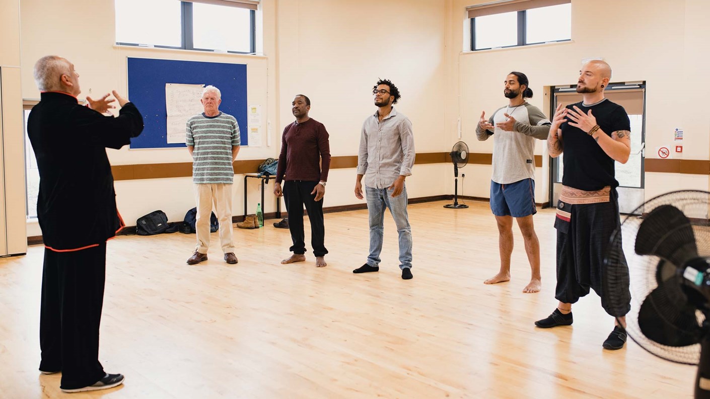 exercise group tai chi qigong