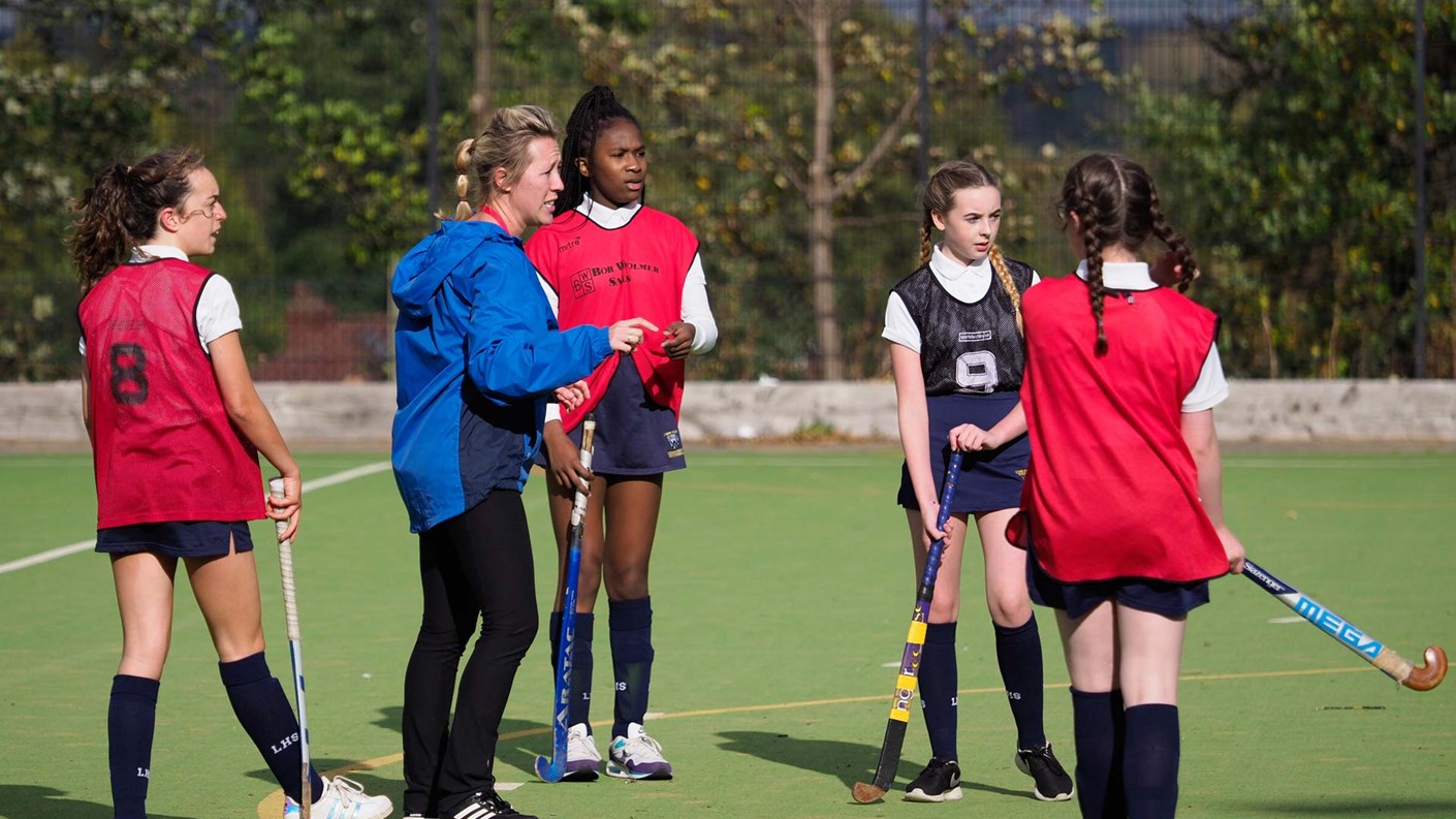 hockey coaching - courtesy afPE